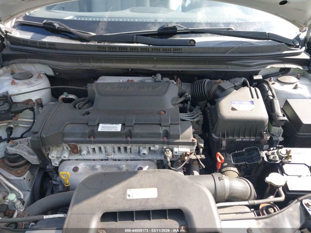 HYUNDAI ELANTRA - 10