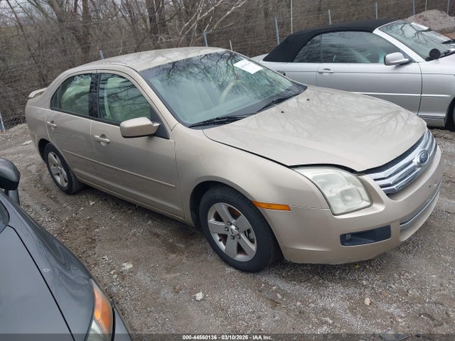 FORD FUSION SE - 1