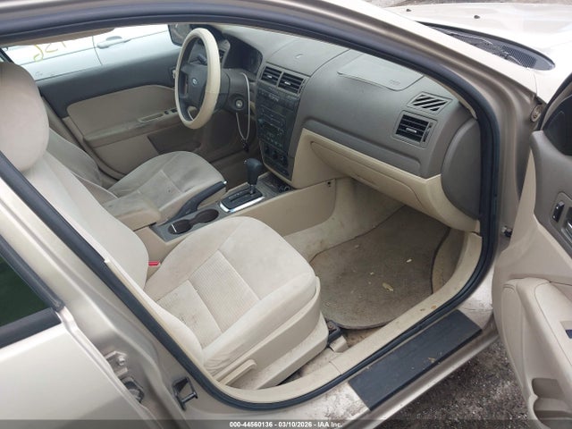 FORD FUSION SE - 5