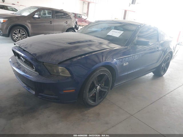 FORD MUSTANG GT PREMIUM - 2