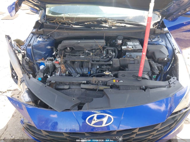 HYUNDAI ELANTRA - 10