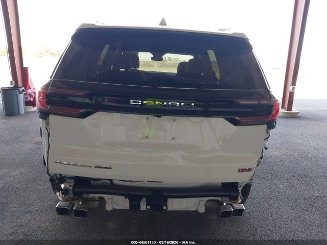 2025 GMC ACADIA AWD DENALI 16