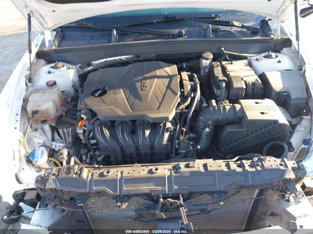 HYUNDAI SONATA SE - 10