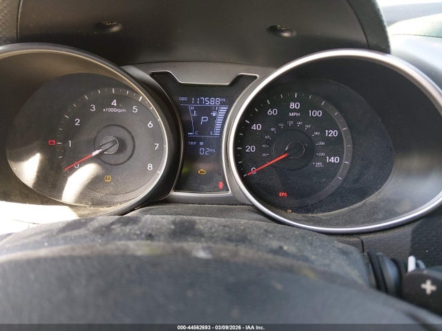 HYUNDAI VELOSTER BASE W/BLACK - 7