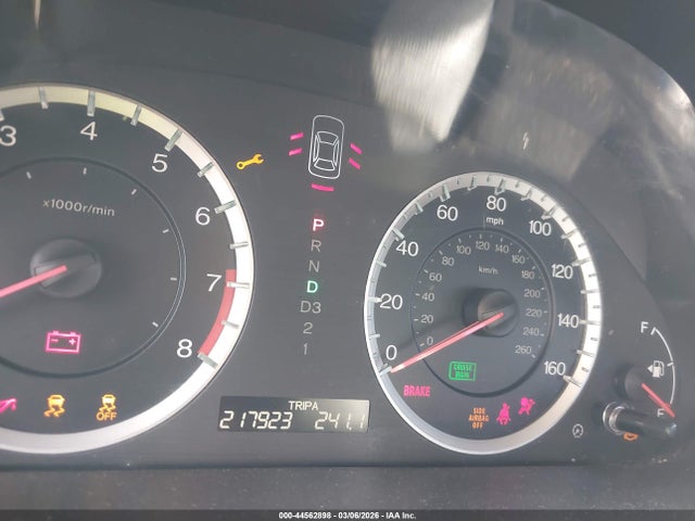 HONDA ACCORD 2.4 LX - 7