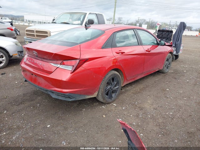 HYUNDAI ELANTRA - 4
