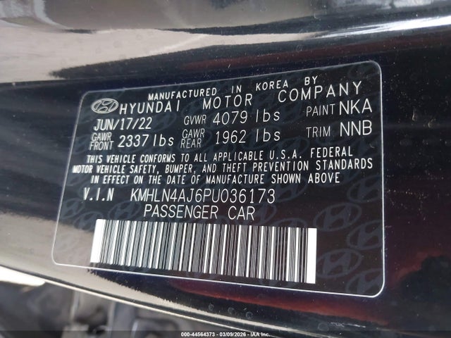 HYUNDAI ELANTRA HYBRID LIMITED - 9