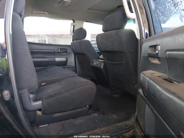 TOYOTA TUNDRA - 8