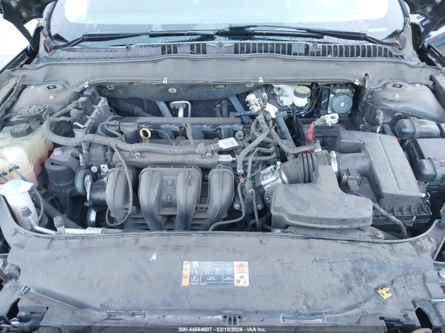 FORD FUSION SE - 10