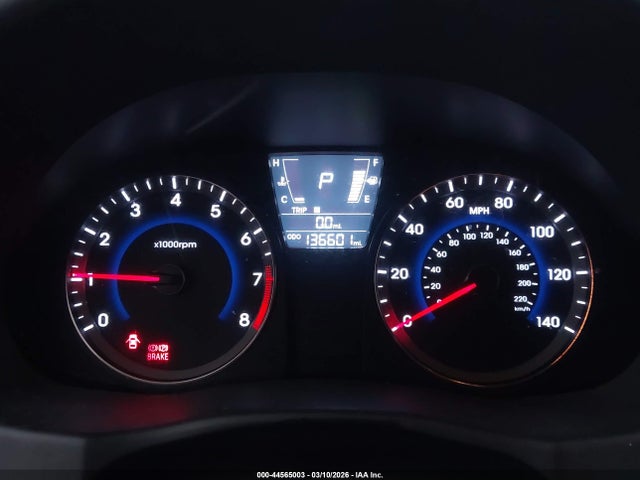 HYUNDAI ACCENT SE - 7