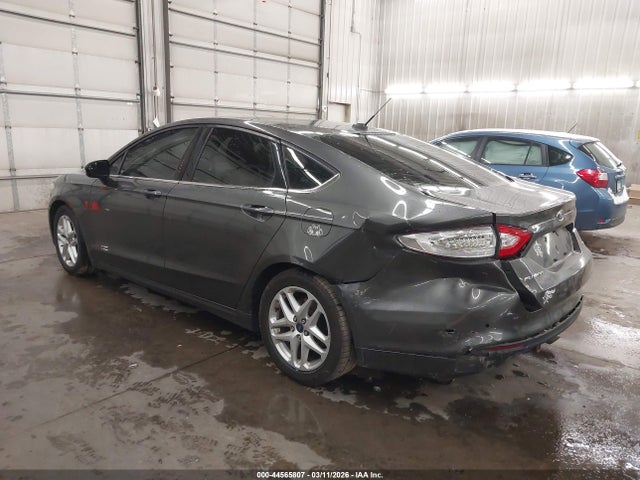 FORD FUSION SE - 3