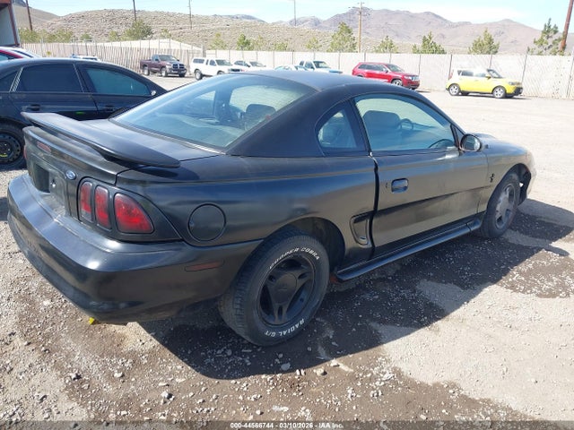 FORD MUSTANG - 4