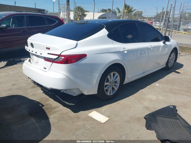 TOYOTA CAMRY - 4