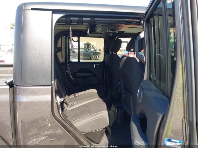 JEEP GLADIATOR OVERLAND 4X4 - 8