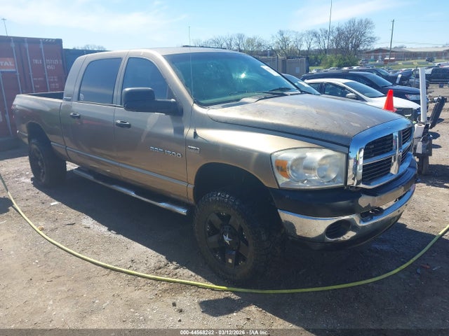 DODGE RAM 1500 SLT - 1
