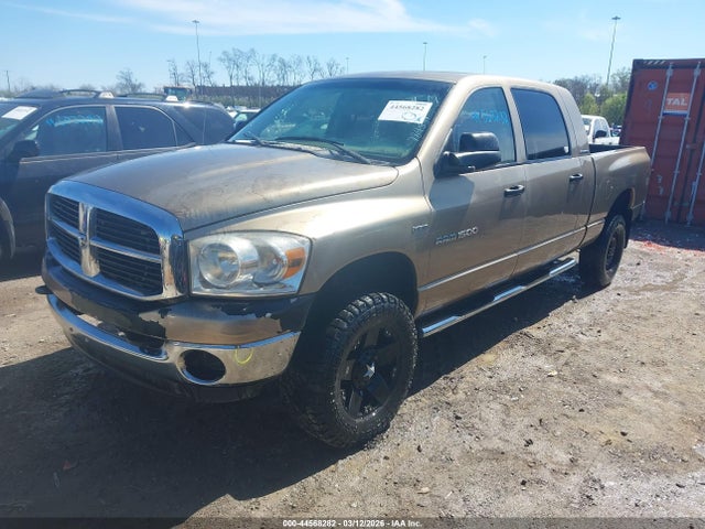 DODGE RAM 1500 SLT - 2
