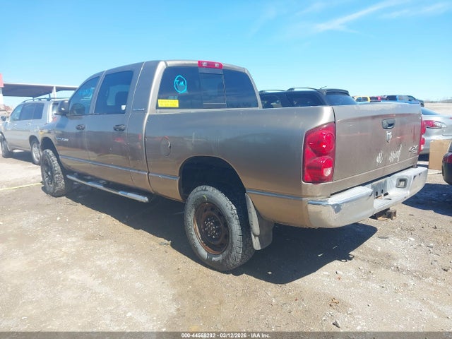 DODGE RAM 1500 SLT - 3