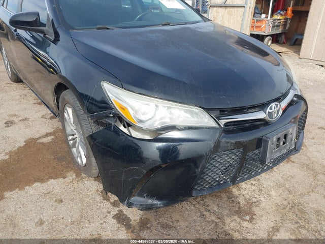 2017 Toyota CAMRY SE photo 6