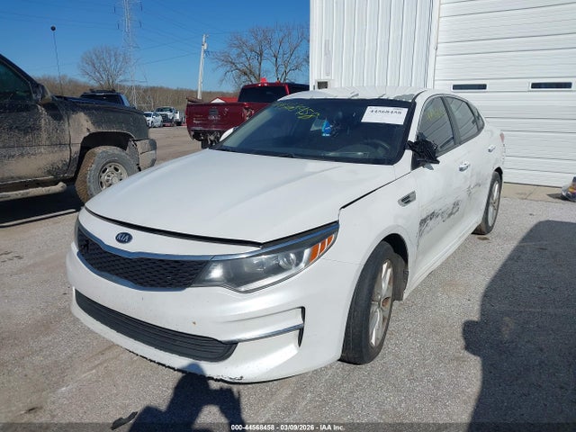 KIA OPTIMA LX - 2