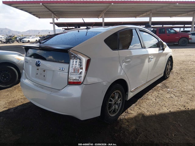 TOYOTA PRIUS - 4