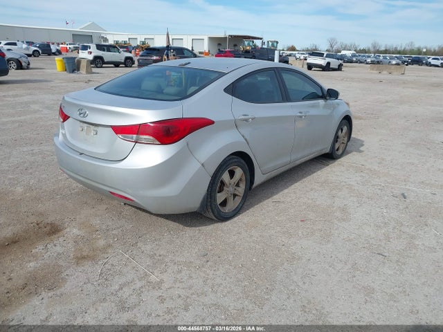 HYUNDAI ELANTRA GLS/LIMITED - 4