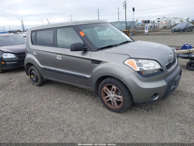 KIA SOUL + - 1