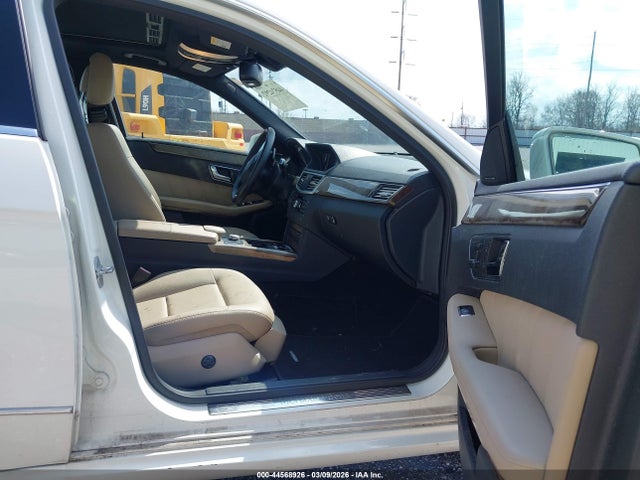 MERCEDES-BENZ E-CLASS - 5