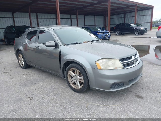 DODGE AVENGER SXT - 1
