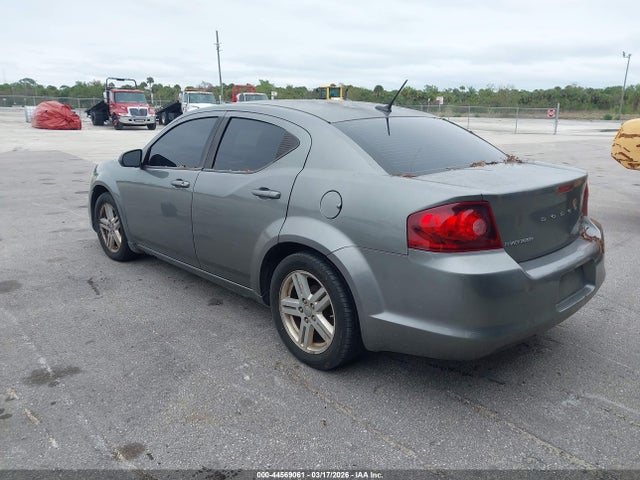 DODGE AVENGER SXT - 3