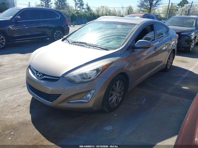 HYUNDAI ELANTRA SE - 2