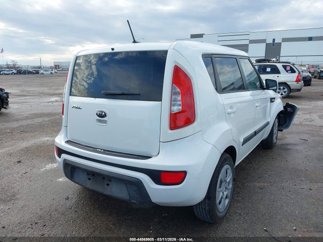 KIA SOUL - 4