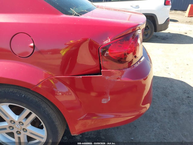 DODGE AVENGER SXT - 6