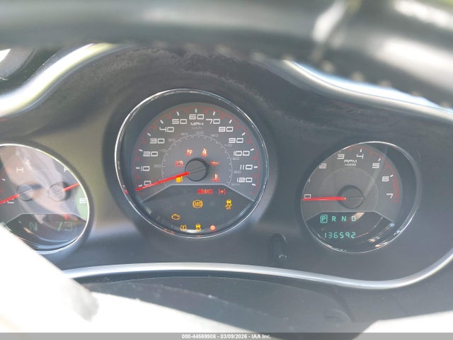 DODGE AVENGER SXT - 7