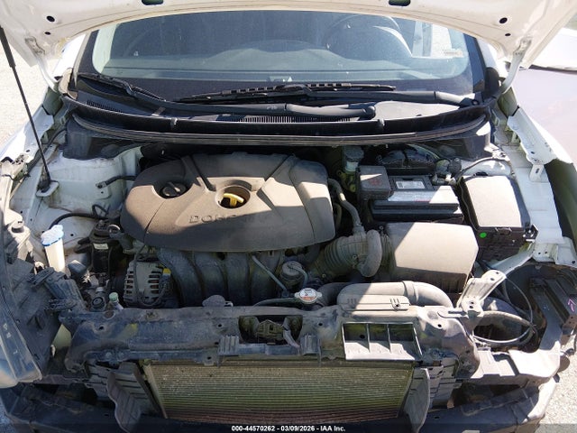 HYUNDAI ELANTRA GT - 10