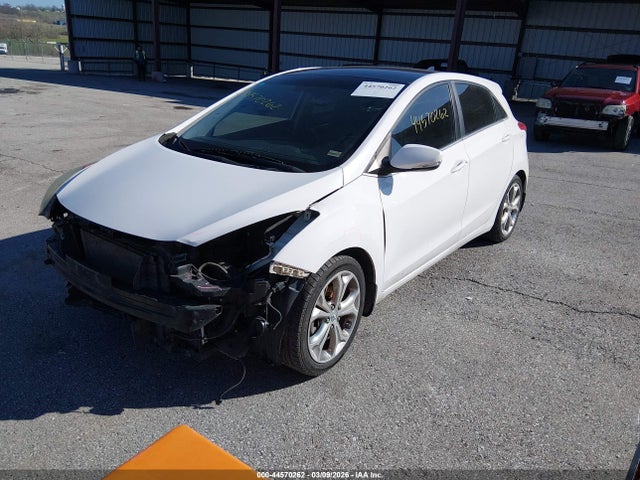 HYUNDAI ELANTRA GT - 2