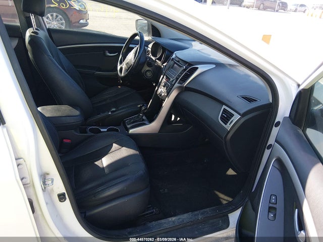 HYUNDAI ELANTRA GT - 5