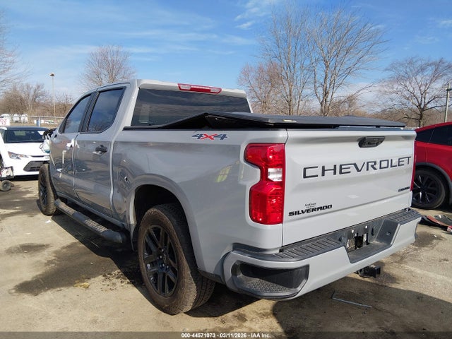 CHEVROLET SILVERADO 1500 4WD SHORT BED CUSTOM - 3