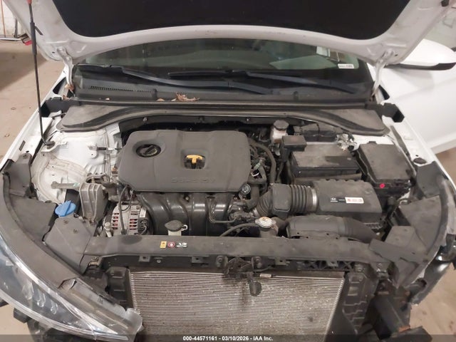 صورة 10 لـ 2019 Hyundai ELANTRA SEL