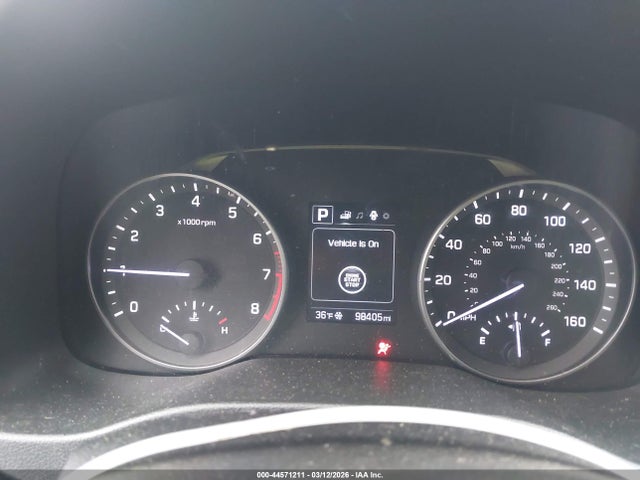 HYUNDAI ELANTRA LIMITED - 7