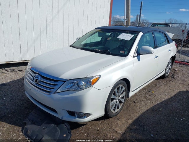 صورة 2 لـ 2011 Toyota AVALON LIMITED