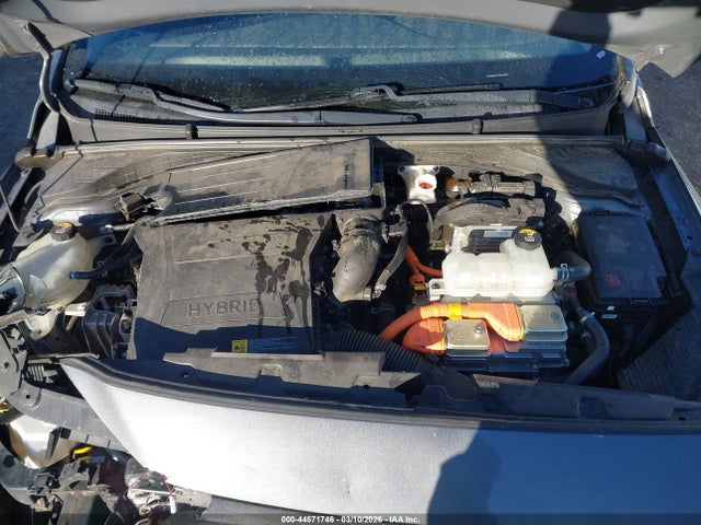 HYUNDAI IONIQ HYBRID SEL - 10