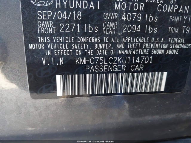 HYUNDAI IONIQ HYBRID SEL - 9