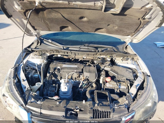 HONDA ACCORD LX - 10