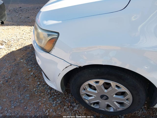 CHEVROLET SONIC LS AUTO - 6