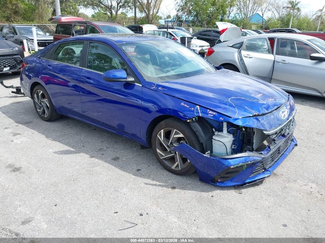 HYUNDAI ELANTRA SEL - 1