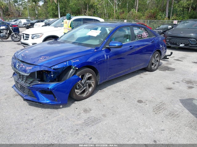 HYUNDAI ELANTRA SEL - 2