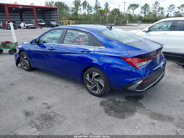 HYUNDAI ELANTRA SEL - 3