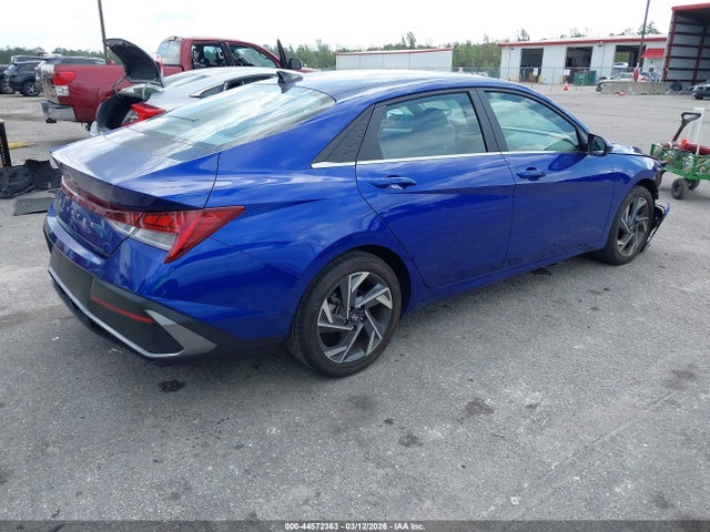 HYUNDAI ELANTRA SEL - 4