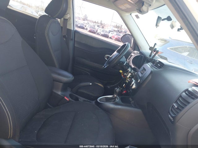 2014 KIA SOUL + 照片 5