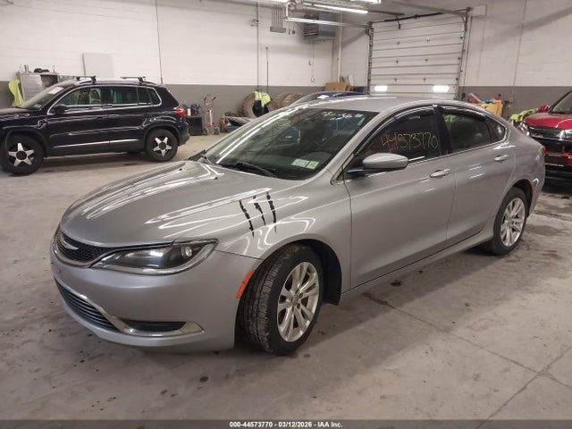 صورة 2 لـ 2015 Chrysler 200 LIMITED